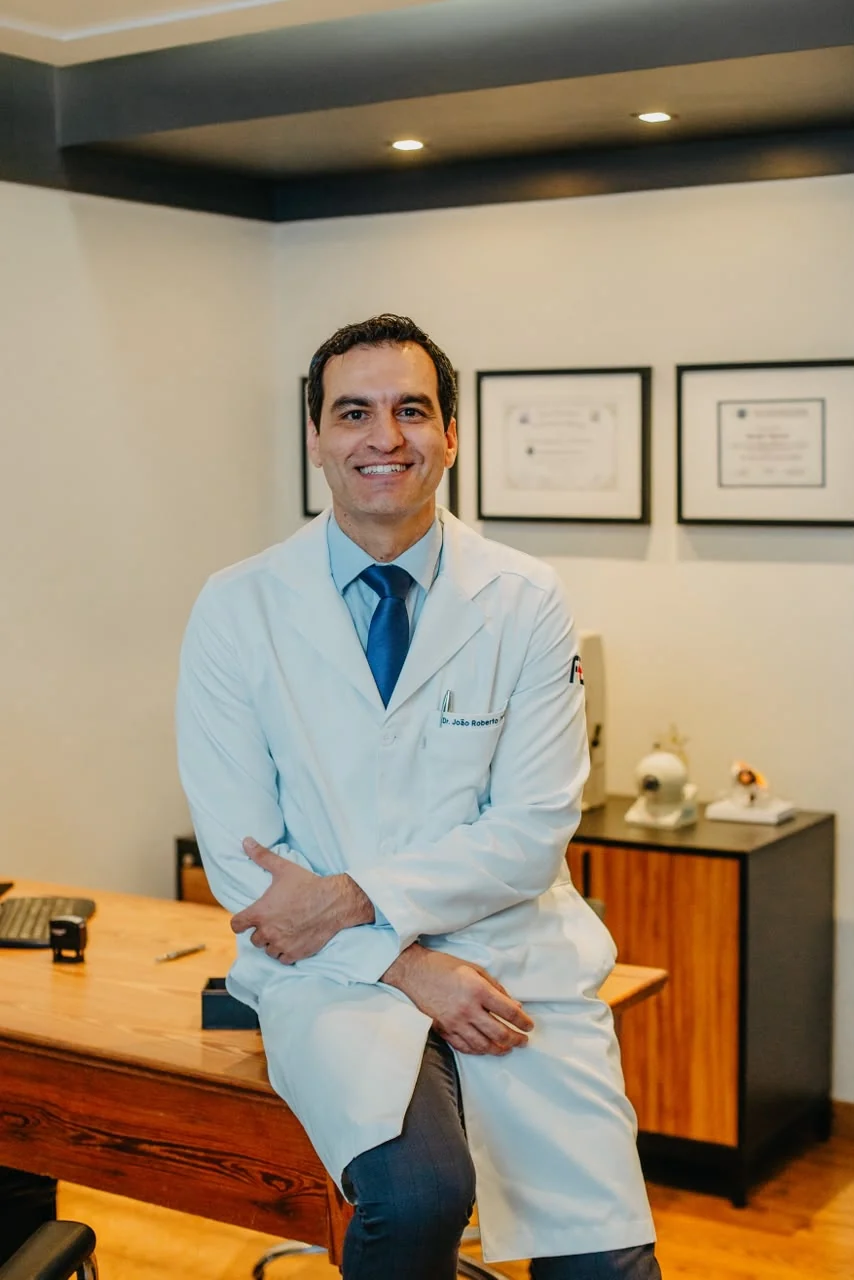 Dr. João Roberto Garcia Tardin, Oftalmologista